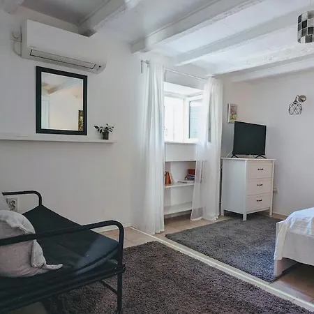 Stone House Bella Holiday home Murter